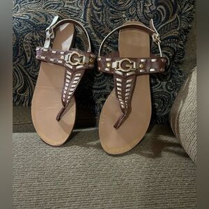 G BY GUESS GG LALLY 2-X BROWN/ METALLIC T STRAP THONG SANDALS  Size 9
